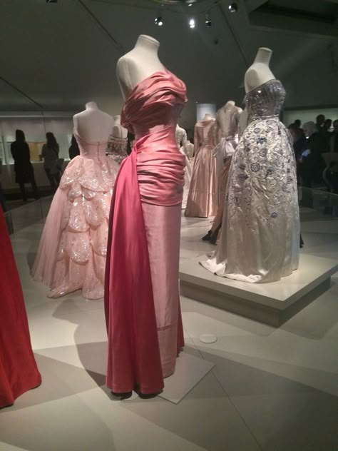 For an exhibit that’s all about perfection in design, it could have been better designed - come read our babe’s thoughts on the Christian Dior exhibition at the Royal Ontario Museum! #babc #outandabout #fashion #dior #fashionhistory #exhibit #tourism #toronto Dior Exhibition, Royal Ontario Museum, Dior Fashion, Miuccia Prada, 1950s Fashion, Mode Vintage, Fashion History, Fancy Dresses, Couture Fashion