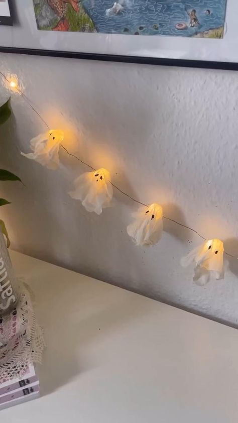 Cute halloween decorations 👻✨ Love this little diy ghost lights by @deryatavas 💗 What do you think? Halloween Decorations Cute Diy, Halloween Room Decorations Diy, Cute Halloween Room Decor Diy, Diy Ghost Lights, Ghost Room Decor, Halloween Room Diy Decor, Fall Room Diy Decor, Halloween Decorations Room Diy, What To Make Out Of Hot Glue