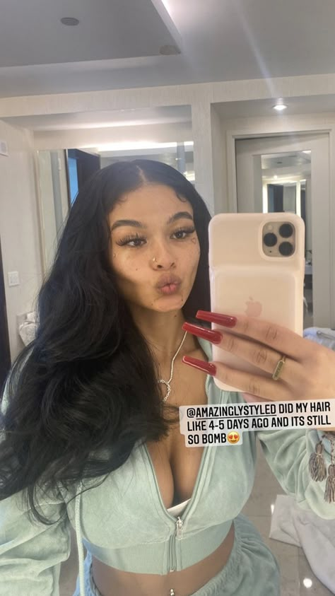 India Love Half Up Half Down Hair, India Love No Makeup, India Love Hair, India Love, Sew In Wig, Y2k Hair, India Westbrooks, Celebrity Selfies, Glam Photoshoot