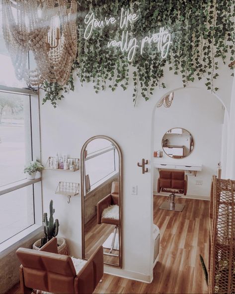 Salon Suite For Two, Hair Spa Room Design, Hair Salon Plant Decor, Boho Small Salon Ideas, Cosmetology Suite Decor, Relaxing Salon Ideas, Boho Aesthetic Salon, Boho Suite Decor, Boho Rustic Salon Ideas