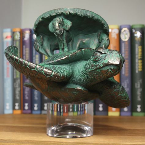 Great A'Tuin Figurine | Special Edition | Terry Pratchett's Discworld Discworld Books, Terry Pratchett Discworld, Terry Pratchett, Fantasy Creatures, Collectible Figurines, 50 Years, Lion Sculpture, Concept Art, Elephant