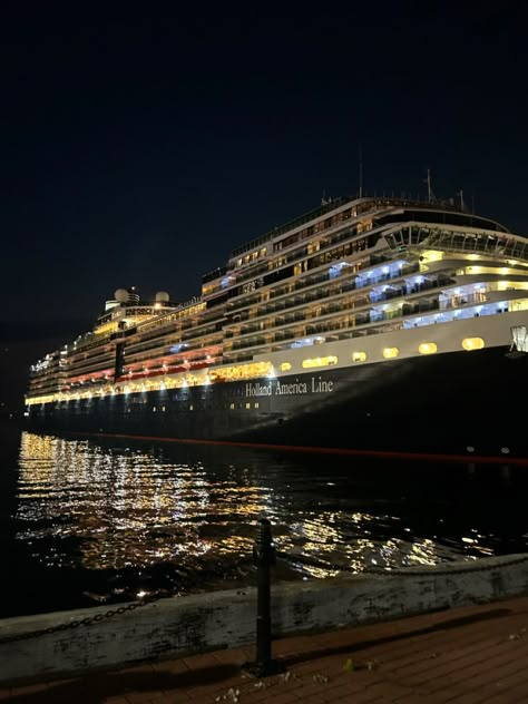 Cruise Ship Romance, View From Cruise Ship, Cruise Vision Board Pictures, Cruiship Aesthetic, Cruise Ship At Night, Cruise Room Aesthetic, Cruise Ship Job Aesthetic, Cruise Ships Aesthetic, Cruise Ship Aesthetic Couple