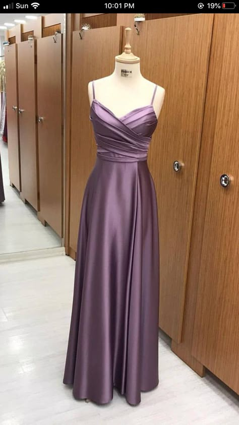 Long Dark Purple Dress, Party Wear Gowns Western, Long Dresses Western, Purple Prom Dresses Long, Beautiful Formal Dresses, Gowns Designs, Bohemian Maxi Dresses, Satin Long Prom Dress, Silk Gowns