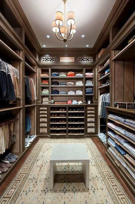 How to Make Bedroom Walk-in Closets Come True | City of Creative Dreams Wardrobe Layout, Mens Closet Organization, Kawaii Interior, Diy Home Organization Ideas, Master Closets, Traditional Dressing, Master Closet Design, Diy Home Organization, A Walk In Closet