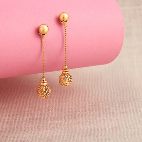 The beauty of gold hanging earrings is unmatched, and we have a fantastic selection of earrings in trendy, lightweight and contemporary designs. Earings Design Gold Daily, Simple Gold Earrings For Women, Gold Ear Rings Designs Daily Wear, Simple Daily Wear Earrings Gold Indian, Earings Design Gold New Model Daily Wear, Daily Use Earings Design Gold, Gold Hanging Earrings Indian, Eyerings Gold Design, Jhumkas Gold Indian