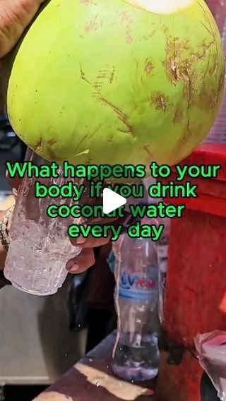 Bloame Wellness on Instagram: "What happens to your body if you drink coconut water every day?#health #didyouknow #nowyouknow #body #foryou" Coconut Water Pineapple Juice, Benefits Of Coconut Water, Coconut Water Drinks, Coconut Water Recipes, Coconut Water Benefits, Coconut Benefits, Home Health Remedies, Health Drink, Raw Food