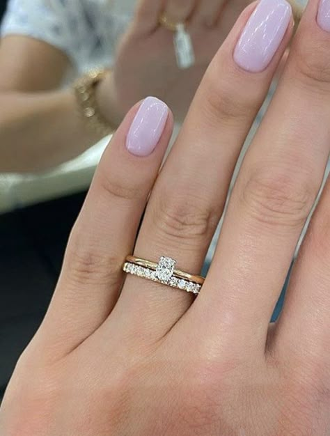 Nerdy Engagement Rings, Ring Ideas Engagement, Tiny Engagement Rings, Ring Ideas Wedding, Rose Gold Wedding Set, Best Engagement Ring, Engagements Rings, Most Beautiful Engagement Rings, Top Engagement Rings