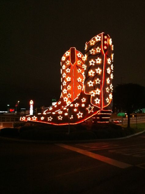 Christmas Time in Texas.  Are these the boots at the mall in San Antonio? Christmas Texas, North Texas, Country Star Aesthetic, Christmas In Texas, Texas Astethic, San Antonio Aesthetic, San Antonio Texas Aesthetic, Texas Vibes, Texas Aesthetic