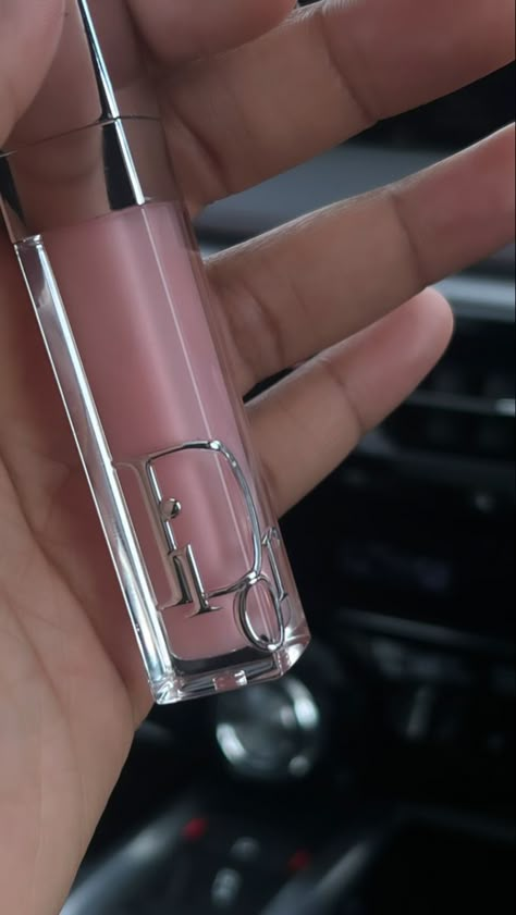 Dior Addict Lip Maximizer, Dior Lipgloss, Dior Lip, Dior Addict Lip, Lip Gloss Collection, Fancy Makeup, Great Wave Off Kanagawa, Dior Beauty, Dior Addict