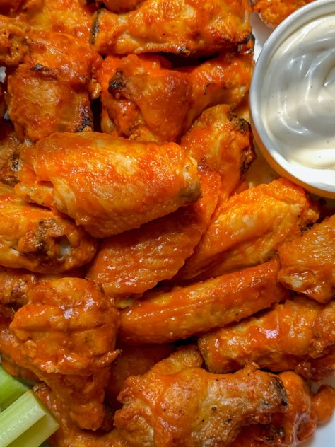 Crispy, Oven-Baked Buffalo Wings — All Types Of Bowls Hot Wings In The Oven, Oven Baked Buffalo Wings, Unli Wings, Chicken Hot Wings, Bake Chicken Wings, Chicken Wings Buffalo, Types Of Bowls, Baked Hot Wings, Baked Wings Oven