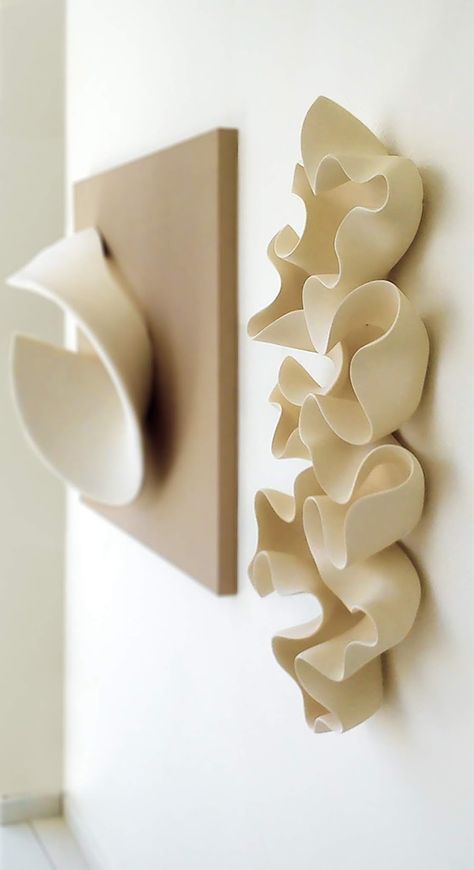 Ceramic Wall Sculpture, Sculpture Wall, Artist Wall, Modern Abstract Wall Art, Keramik Design, Ceramic Wall Art, Clay Wall, Plaster Art, Ceramics Ideas Pottery