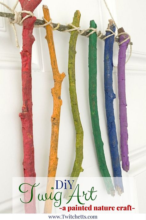 This DiY Twig Art is the perfect nature craft. Paining twigs is a fun kids activity that you can use to create this fun piece of art! Twigs Diy, Nature Crafts For Kids, Twig Crafts, Twig Art, Nature Craft, Stick Art, Décor Boho, Forest School, Painting Furniture Diy