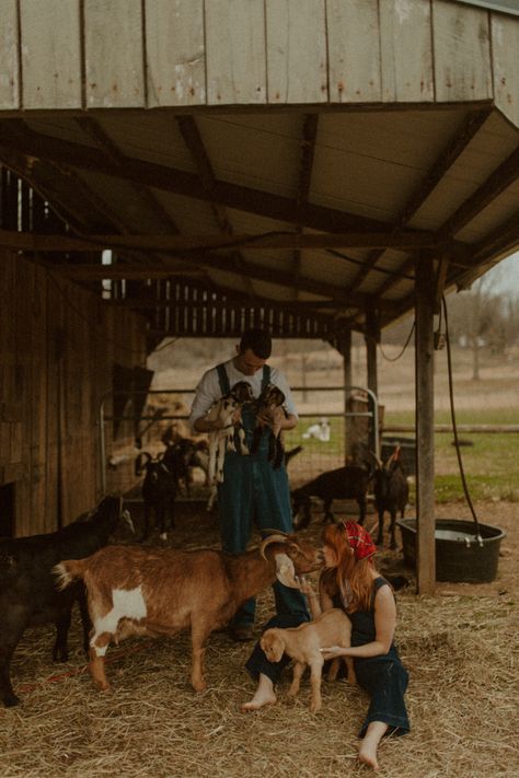 Farm Life Pictures, Farming Family Aesthetic, Farm Family Asethic, Farmers Son Aesthetic, Small Farm Asthetic, Farm Aesthetic Country Living Family, Farm Asthetic Pics, Farm In Europe, Country Wife Life