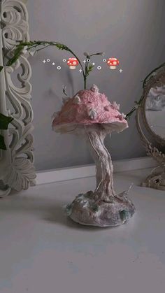 Diy Mushroom Lamp, Lamp Room Decor, Diy Mushroom, Painting Art Wall, Room Decor Videos, Hadiah Diy, Lamp Room, Diy Room Decor Videos, Diy Room Decor For Teens