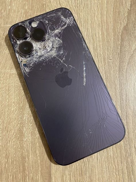 Iphone 14pro Max Screen Broken, Iphone 13 Cracked Screen, Iphone 14pro Max Broken, Broken Iphone 13 Pro Max Screen, Broken Phone Screen Iphone, Iphone Broken Screen, Cute Display Pictures For Whatsapp, Cracked Iphone Screen, Broken Phone Screen