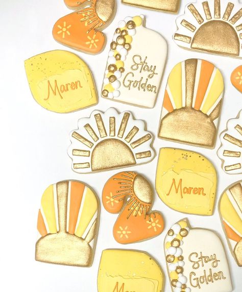 “Stay Golden” birthday theme for a 2-year-old’s golden birthday - such a beautiful mix of fun, sweet, and classy ☀️ #decoratedcookies #sugarcookies #customcookies #decoratedsugarcookies #cookieart #sugarcookieart #customsugarcookies #cookies #sugarcookiedecorating #champaignurbana #champaignillinois #chambana #staygoldenbirthday #sunshinebirthday #birthdaycookies #goldenbirthdaycookies #suncookies #goldensuncookies Groovy Golden Birthday, Forever Golden Birthday, Two Golden Birthday, 3rd Golden Birthday Girl, Four Ever Golden Birthday, Mr Golden Sun Birthday, Golden 2nd Birthday Boy, Two Year Old Golden Birthday, Golden Birthday One Year Old