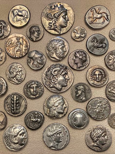 Historical Coins, Ancient Library, Ancient Roman Coins, Ancient Greek Coin, Thiruvananthapuram, Gold And Silver Coins, Greek Coins, Mystery Of History, Antique Coins