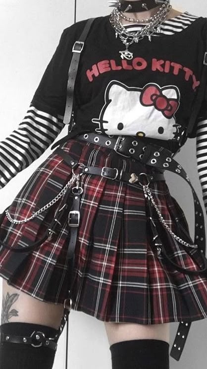 Y2k Fashion Black, Alt Outfits Women, Pastel Goth Fashion Outfits, Black Pink Outfit, Goth Clothes Aesthetic, Witch Goth Outfits, Emo Girl Fashion, Goth Outfits Ideas, Cute Goth Aesthetic