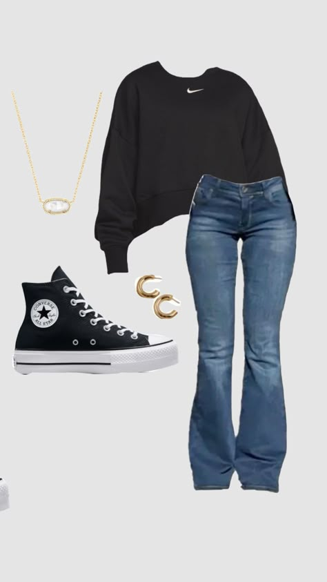 Cute Outfits For The City, Cute Outfits For School Flare Jeans, Outfits For Flared Jeans, Outfits With Dark Blue Flare Jeans, Baddie Outfits Flare Jeans, Flare Jeans Converse Outfit, Outfits Latina School, Cute Outfits With Flared Jeans, Flare Jean Outfits Winter