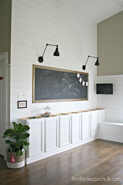 Farmhouse Loft, Large Chalkboard, Thrifty Decor Chick, House Farmhouse, Diy Chalkboard, Framed Chalkboard, Chalkboard Wall, School Room, School House