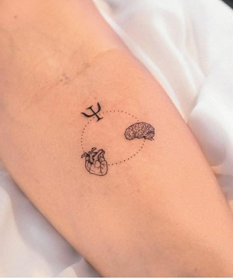 Psychology Tattoo, Feminist Tattoo, Brain Tattoo, Heart And Brain, Small Hand Tattoos, Classy Tattoos, Tattoo Feminina, Discreet Tattoos, Subtle Tattoos