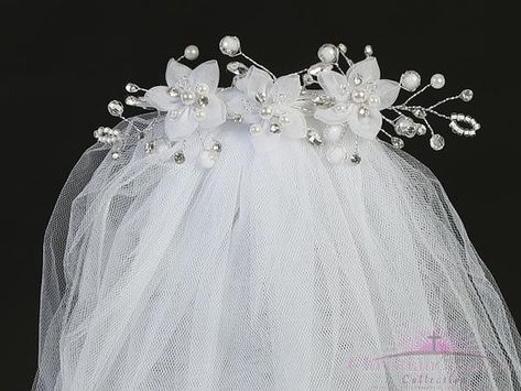 Comb First Communion Viel with Organza Flowers, Pearls and Rhinestones Headband Veil, First Communion Veils, Communion Veils, Comb Veil, White Shawl, Bearer Outfit, Ring Bearer Outfit, First Communion Dresses, Organza Flowers