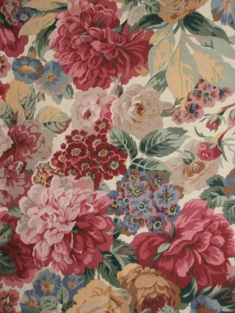 Placemat Patterns, Vintage Floral Wallpaper, Peony Roses, Sanderson Fabric, Chintz Fabric, Floral Textile, Vintage Floral Wallpapers, Vintage Floral Fabric, Victorian Flowers