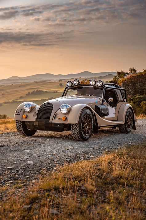 Morgan Sports Car, Morgan Motors, Morgan Cars, Classic Automobiles, Old Vintage Cars, Road Trip Car, Classy Cars, Futuristic Cars, British Cars