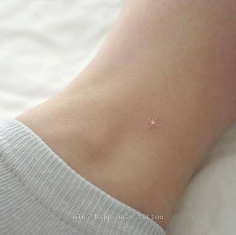 Small White Tattoos, North Star Tattoos, Small Star Tattoos, White Tattoos, Handpoke Tattoo, Small Pretty Tattoos, Petite Tattoos, Star Tattoo, Cute Little Tattoos