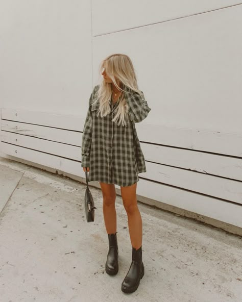 Instagram Baddie, Flannel Outfits, Outfit Inspo Fall, Look At You, Mode Inspiration, Fall Winter Outfits, Oversized Shirt, Cute Casual Outfits, Stylish Dresses