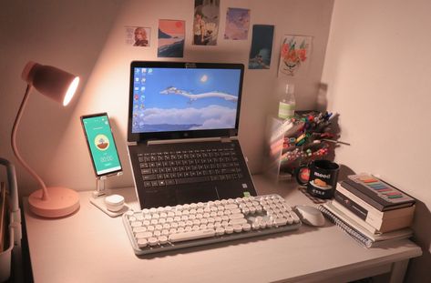 Mini Computer Desk, Low Budget Desk Setup, Small Desk Ideas Bedrooms Simple, Simple Desktop Setup, Simple Laptop Setup, Simple Desk Setup Small Spaces, Laptop Desk Setup Small Spaces, Minimal Desk Setup Aesthetic, Small Desk Setup Aesthetic