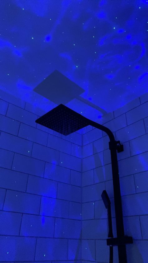 #shower #skylights Shower With Lights, Night Bathroom Aesthetic, Led Shower Lighting, Led Shower Aesthetic, Shower Aesthetic Pictures, Shower Vibes Aesthetic, Night Shower Aesthetic, Aesthetic Showers, Dream Showers