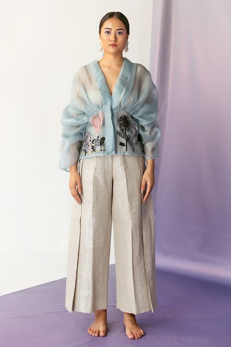 Shop for these amazing collections of Blue Organza Embroidery Garden Motifs V Neck Sheer Overlay For Women by FEBo6 online at Aza Fashions. Organza Coordsets, Organza Shirts For Women, Organza Shirt Outfit, Organza Tops Designs, Organza Blouse Designs, Organza Coat, Organza Outfit, Organza Outer, Organza Tops