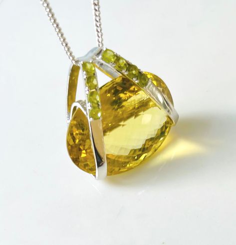 Large 117 CTS Yellow Oval Citrine Silver Handbag Pendant, Natural Citrine With Round Cut Green Peridot, Cocktail Pendant, 925 Silver Gemstones Pendant, Faberge Jewelry, Handbag Design, Silver Handbag, Pretty Accessories, Citrine Pendant, Yellow Citrine, Natural Citrine, Green Peridot