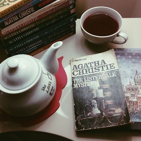 Agatha Christie Books, Tv Doctors, Tea And Books, Miss Marple, Hercule Poirot, Aesthetic Blue, A Cup Of Tea, Coffee And Books, High Society