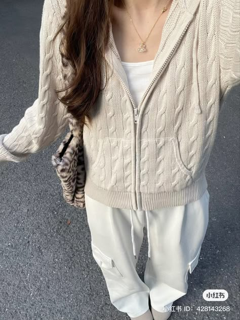 Outfit Peony Aesthetic, Fairy Grunge Style, Outfit Korean, Street Outfits, Aesthetic Streetwear, Cropped Zip Up, Knit Hoodie, Fairy Grunge, 가을 패션