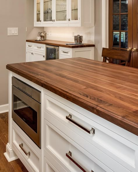 Sharer Design Group on Instagram: “Wood counter tops are a great way to bring warmth to any kitchen. Currently reminiscing on this stunning Walnut counter top. • •…” Kitchen With Walnut Countertop, Cherry Wood Countertops, Kitchen With Dark Wood Countertops, Wooden Kitchen Countertops Modern, Woodtop Kitchen, Kitchen Dark Wood Countertops, Dark Wood Kitchen Countertops, Espresso Butcher Block Countertops, Wood Countertops White Cabinets