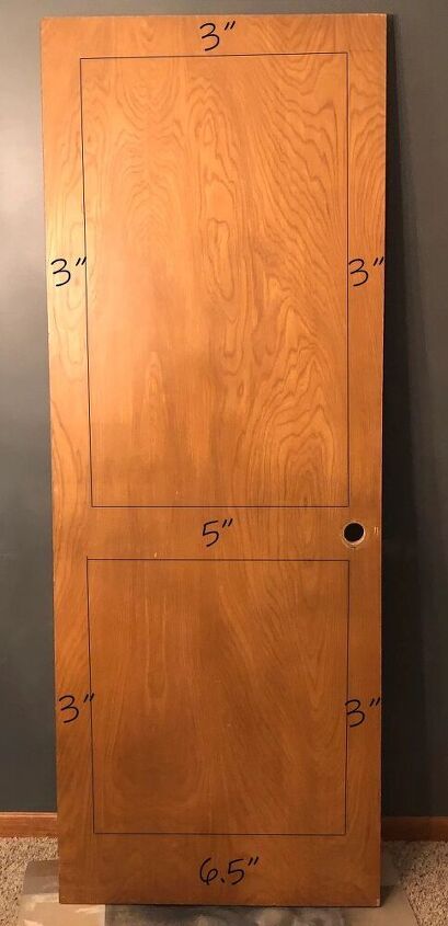 If you hate your indoor doors then check out this update on a budget. This $3 door upgrade is fast and perfect if you hate your old brown doors. #hometalk Paint Hollow Doors, Hollow Core Doors Makeover, Wood Door Restoration, Hollow Door Upgrade, Coastal Hacienda, Update Interior Doors Diy, Update Hollow Core Doors, Redo Doors, Diy Door Makeover