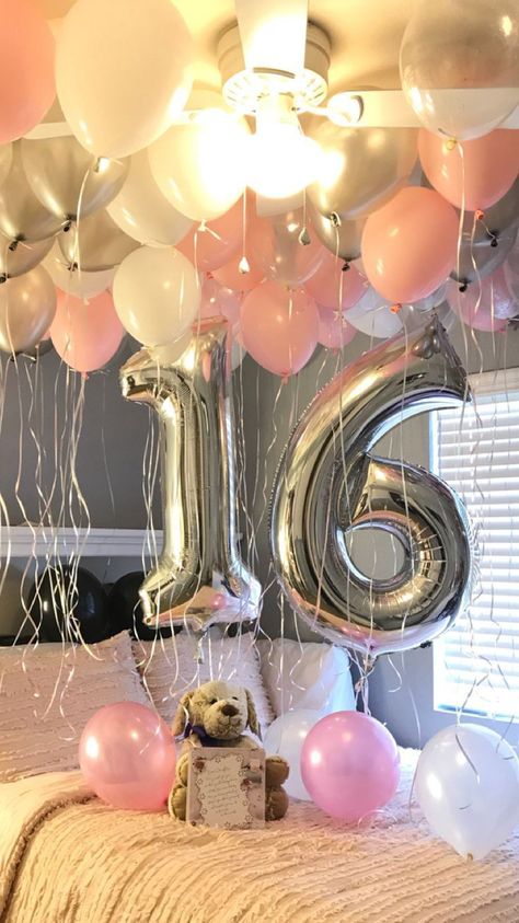 16thbirthday Party Ideas, Sweet Sixteen Garden Party, Happy Birthday 16 Girl, Pink And White Birthday Party, 16 Birthday Decorations, Sweet 16th Birthday, Surprise Birthday Decorations, Sweet Sixteen Birthday Party Ideas, 17th Birthday Ideas