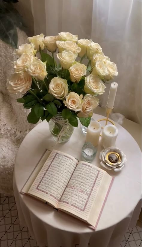 Quran Template, Whatsapp Dp Profile Pictures, Candle Photography Ideas, Khana Kaba, Islamic Corner, Islamic Wallpapers, Minions Wallpaper, Ipad Tutorials, Quran Book