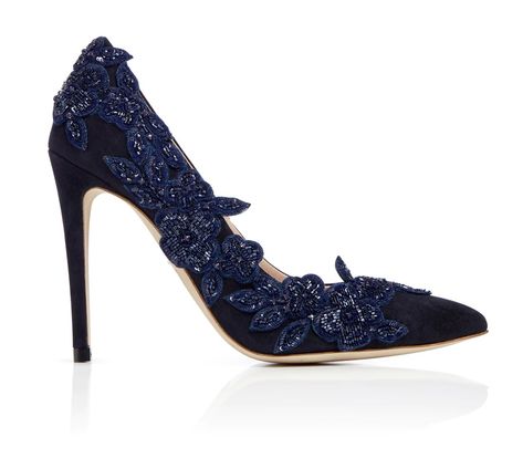 Luxury Wedding Shoes, Feet Drawing, Navy Blue Heels, Navy Heels, Evening Heels, Closet Shoes, N Shoes, Floral Decorations, London Shoes