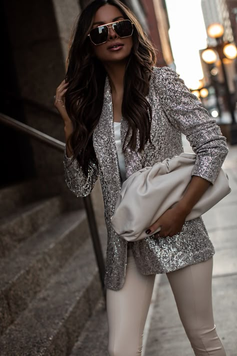 fashion blogger wearing a silver sequin blazer outfit from express for holiday. head to my blog for more party outfit ideas for the festive season. #womensfashion #style #outfits Silver Glitter Blazer Outfit, Silver Sequin Outfit Ideas, Silver Outfit Women, Sparkly Jacket Outfit, Blazer Sequin Outfit, How To Style A Sequin Blazer, Sparkle Jacket Outfit, Silver Sequin Jacket Outfit, Silver Top Outfit Party