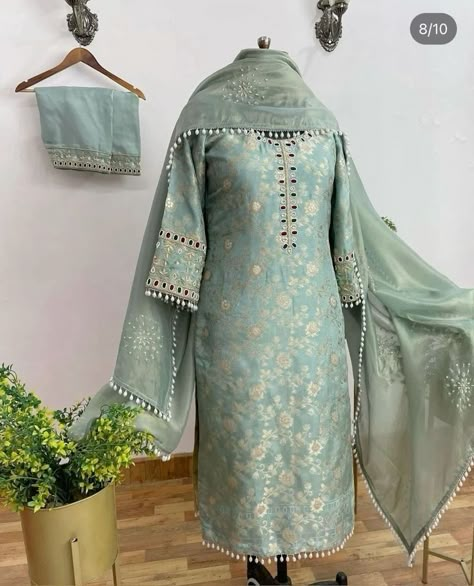 Brocade Suits Design, Suit Embroidery Designs Party Wear, Cutwork Designs For Suits, Boutique Suits Designer, Girlish Suits Designs, Mehroon Suit Designs, Suit Work Design Punjabi, Punjabi Embroidery Suit Design, Brocade Punjabi Suit