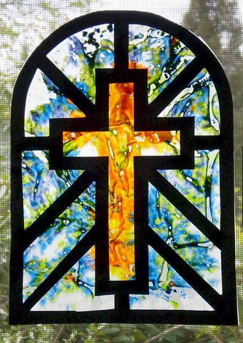 This Melted Crayon Stained Glass Window Cross Suncatcher is a new version of a popular craft. This particular craft is a family project because the tools a Easter Stained Glass Craft, Old Window Stained Glass Ideas, Easter Stained Glass Patterns, Diy Crosses, Stained Glass Craft, Cross Suncatcher, Kingdom Vbs, Easter Art Project, Stained Glass Cross