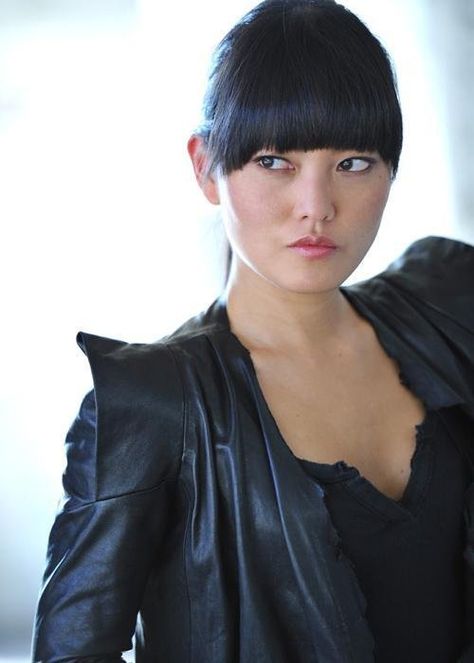 Pictures & Photos of Hana Mae Lee - IMDb Hana Mae Lee, Female Face Reference, Falling For Her, Ethnic Background, Business Place, Face Reference, Female Human, Pitch Perfect, Female Face