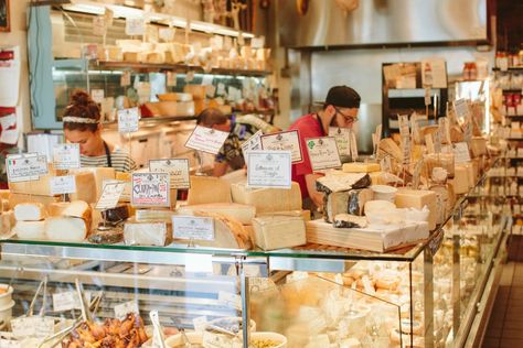 Hungry for Something Special? Uncover Boston's Hidden Food Treasures! Formaggio Kitchen might be the quintessential gourmet grocery store. It should be your first stop when planning a spread for any type of gathering: the legendary shop stocks a wide selection of cheese and charcuterie, along with all the accoutrements and a wealth of knowledge to help you put it all together. Cheese Shop Design, Boston Public Market, Visit Boston, Shop Design Ideas, Specialty Food Store, Holiday Dinner Table, Gourmet Food Store, Boston Travel, Holiday Pies