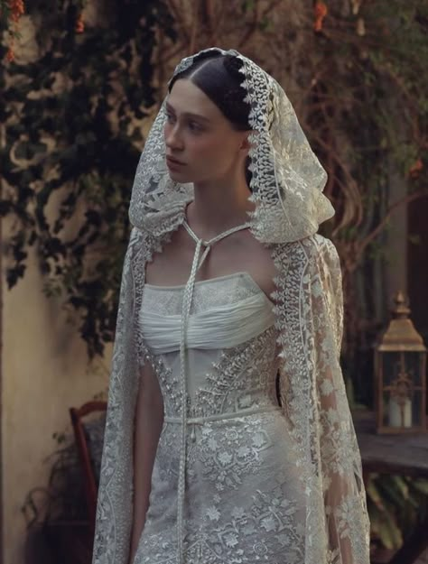 Kim Kassas, Different Wedding Dresses, Ethereal Wedding Dress, Romantic Wedding Dress, Wedding Ideas Dresses, Ethereal Wedding, Dream Wedding Ideas Dresses, Fantasy Wedding, Fantasy Gowns