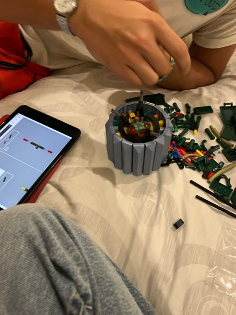 Lego Building Date, Building Legos Aesthetic Couple, Lego Building Aesthetic, Building Legos Aesthetic, Lego Date, Scooby Doo Pictures, Brown Hair Roblox, Cheaper By The Dozen, Dream Dates