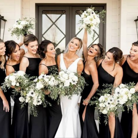 Danielle Harris, Black And White Wedding Theme, White Wedding Theme, Wedding Picture Poses, Indiana Wedding, Black White Wedding, Black Bridesmaid Dresses, Classy Wedding, Wedding Mood