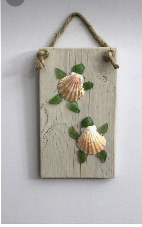 Seashell Art Diy, Beach Room Decor, Beach Themed Crafts, Beach Glass Crafts, Art Coquillage, Seashell Projects, Glass Art Projects, Beach Glass Art, Shell Crafts Diy